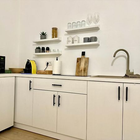 Central - Cozy Studio Arad Exterior photo