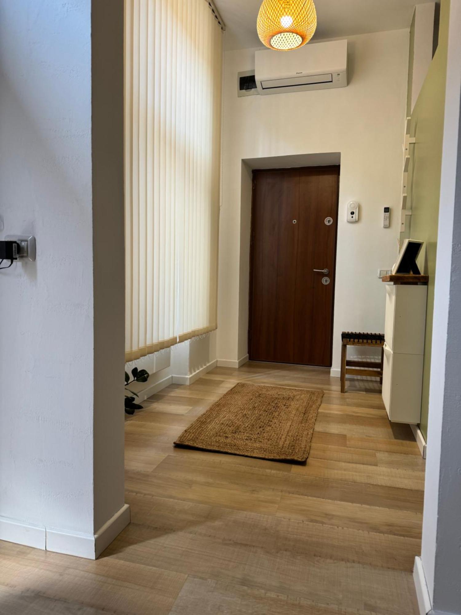 Central - Cozy Studio Arad Exterior photo